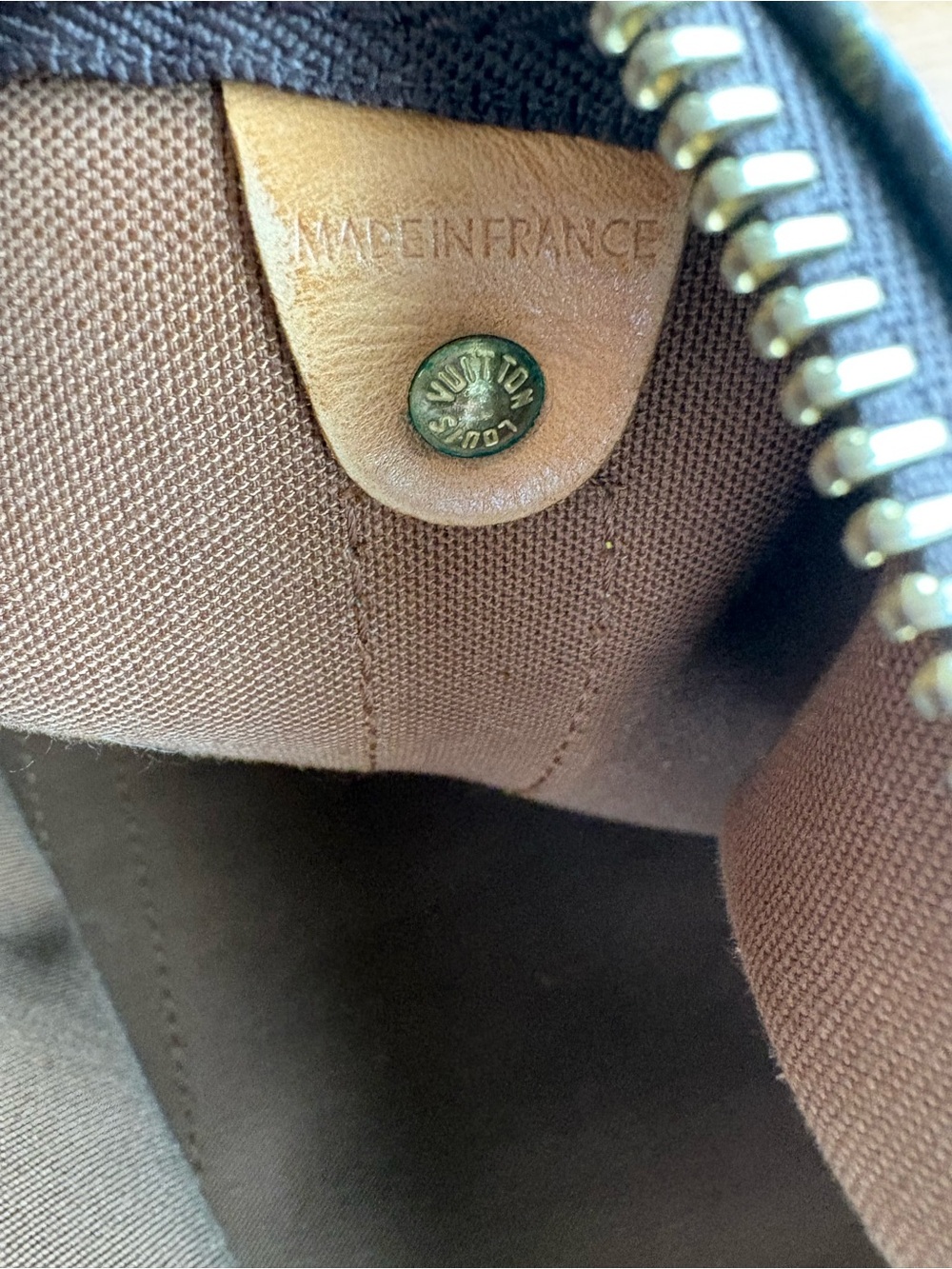 Authentic Louis Vuitton Monogram Canvas Keepall 55 Duffel in Brown and Tan - Picture 9 of 16